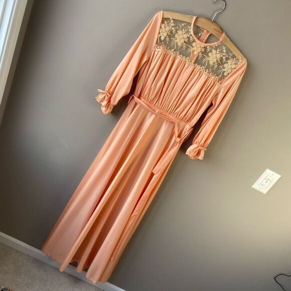 Vintage 70s Peach Maxi Dress Lace Bodice Boho Formal Prom Gown Halloween Costume - Picture 4 of 6